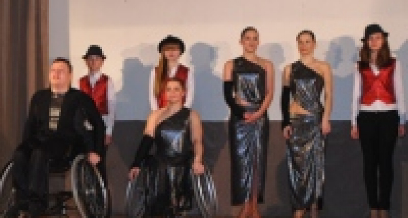 «Параллели» получили в подарок микроавтобус «Форд»