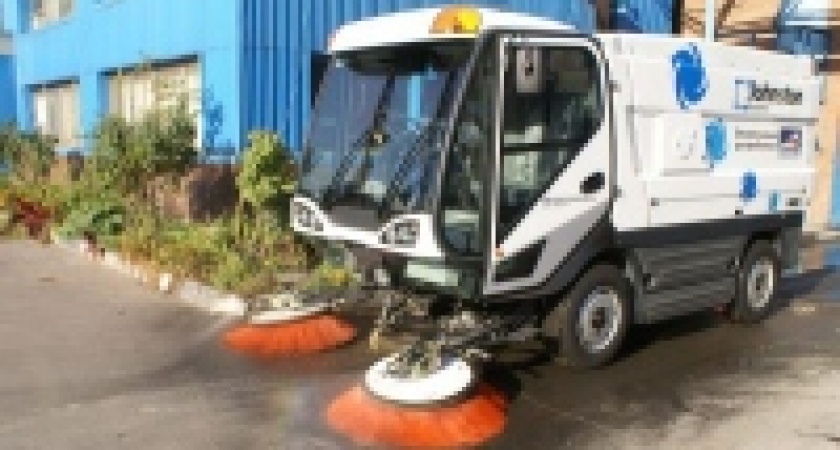 Департамент транспорта, дорог и благоустройства Липецка потратит 6 миллионов на вакуумную подметально-уборочную машину