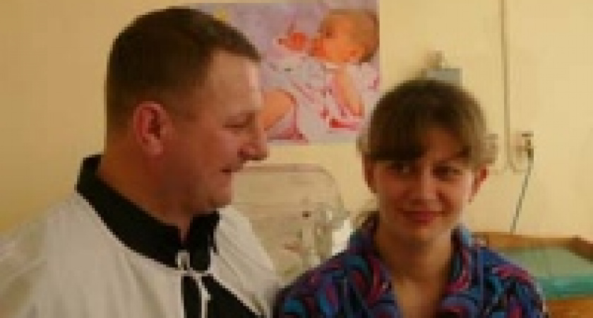 Родителям тройни помогли