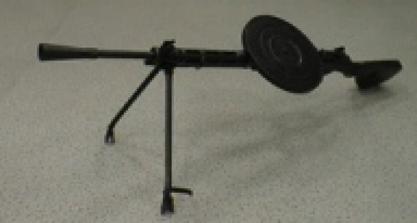 Мальчик нашел пулемет Дегтярева....