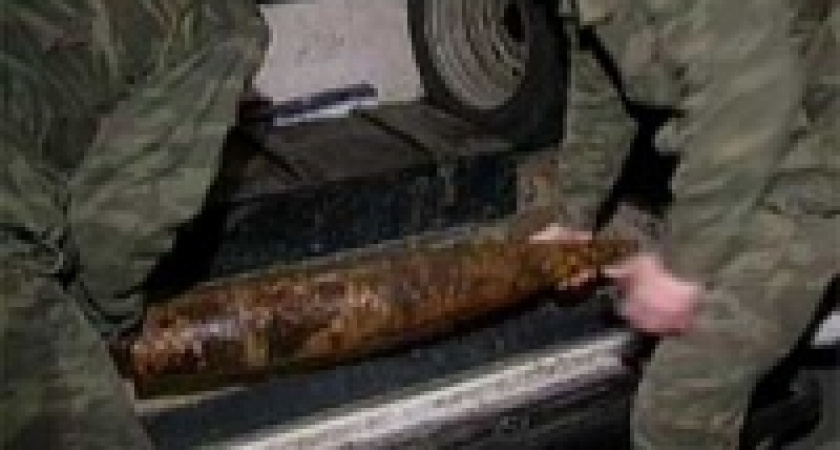 Снаряд нашли на дне пруда