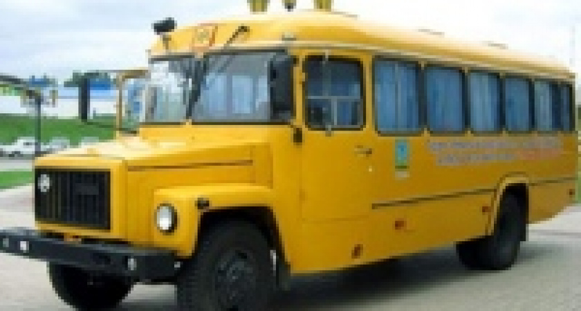Сельские школы получают новые автобусы