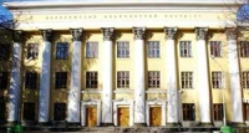 НЛМК помогает в подготовке медиков