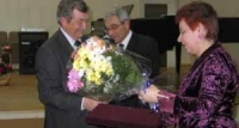 Компьютер с принтером в подарок к юбилею