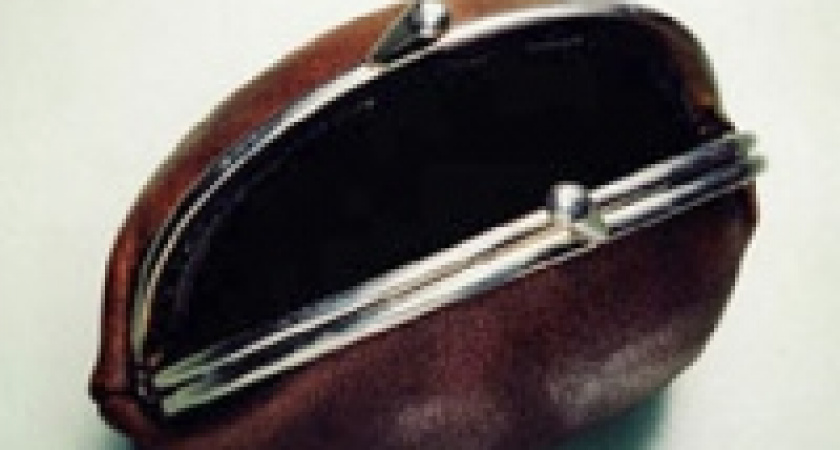 40 ельчан с прошлого года не получали зарплату 