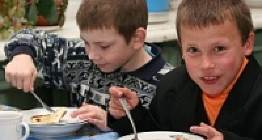 Школьное питание по-новому по-прежнему буксует