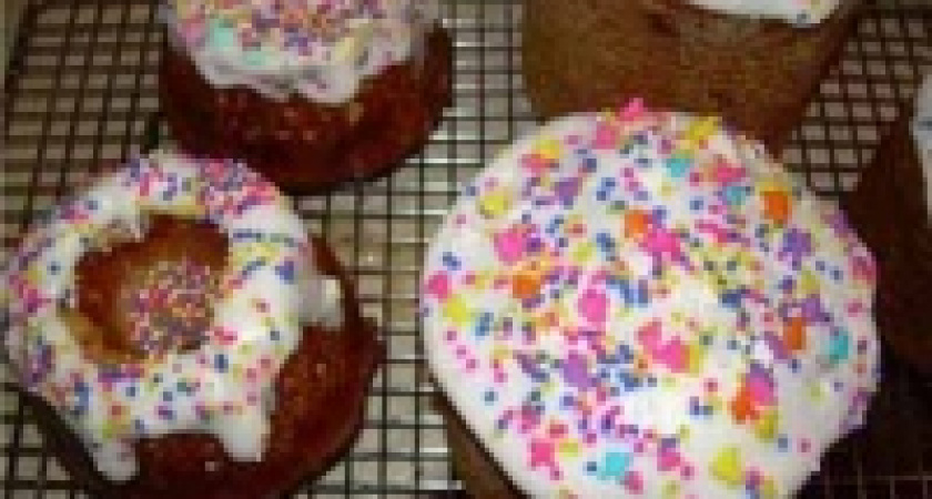 Соцработники обеспечили куличами 3200 человек