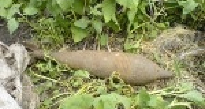 На месте будущей автозаправки нашли ржавый снаряд