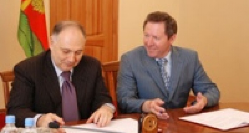 Оптоволоконную связь - в каждое село