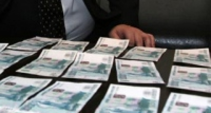 В Липецке задержанный таможенник признался в получении еще одной взятки