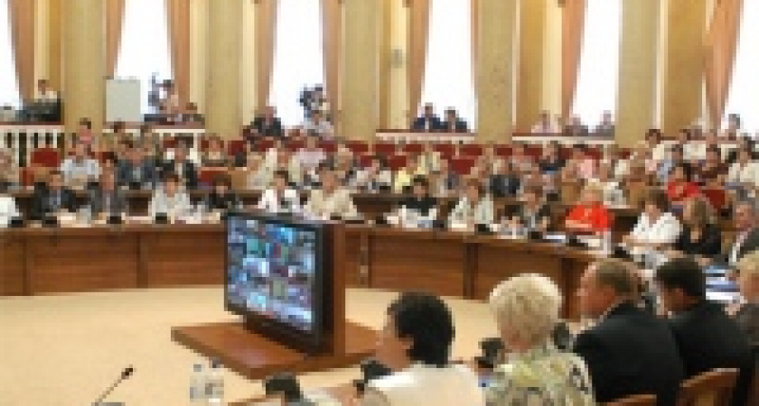 Каждый четвертый рубль из областной казны идет на поддержку образования 