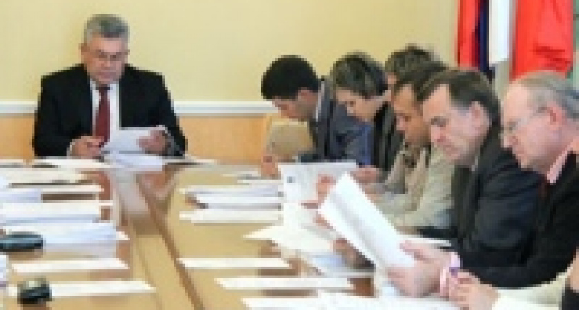 Выплаты опекунам и приемным семьям будут увеличены