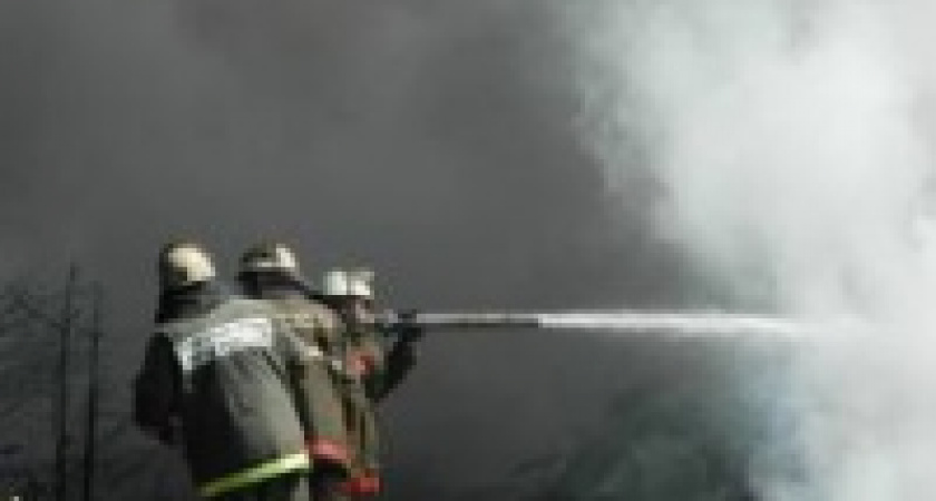 Шесть пожарных бригад тушили огонь на НЛМК