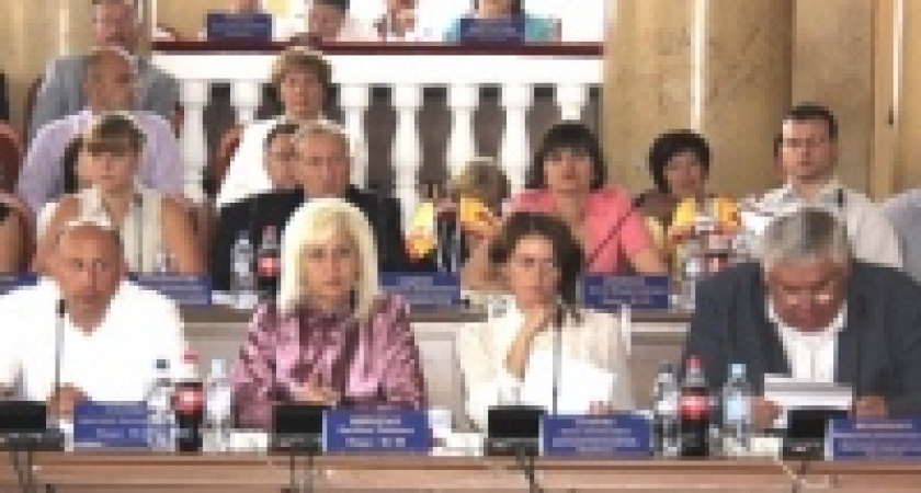 Лучшие педагоги области получат премии имени Москаленко