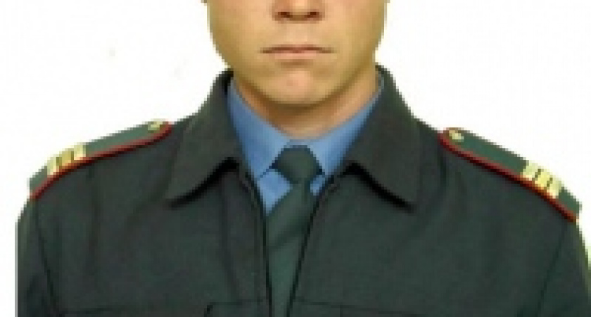 Полицейский обгорел спасая людей 