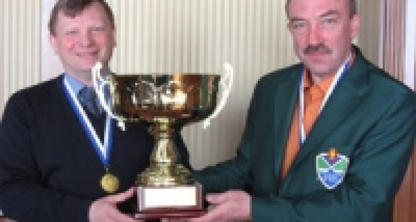 Ветераны хоккея вернулись с золотой медалью