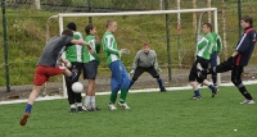 В Липецке вспомнили уличные развлечения.