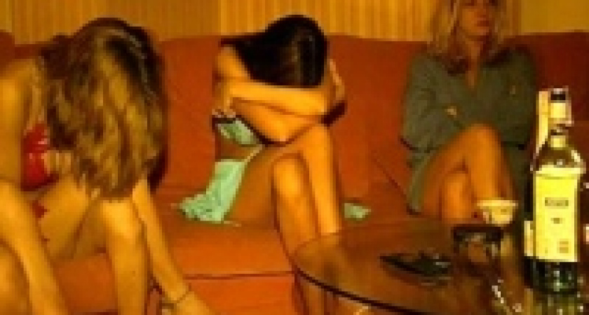 Die Welt: русские девушки осознали, что чиновницами быть выгоднее, чем проститутками