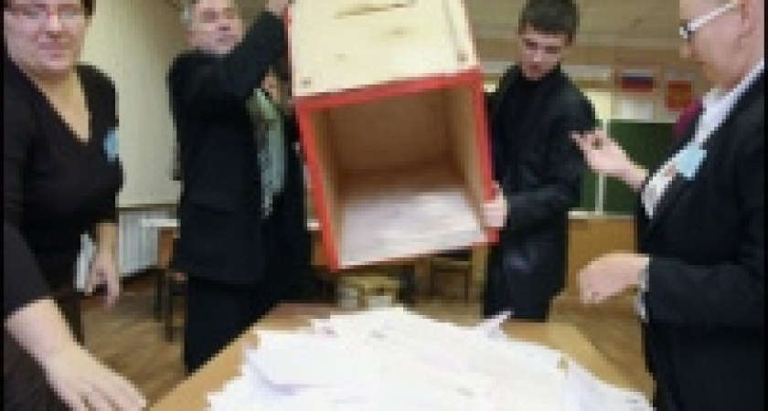 Выборы в РФ: &laquo;Единая Россия&raquo; побеждает, но не везде