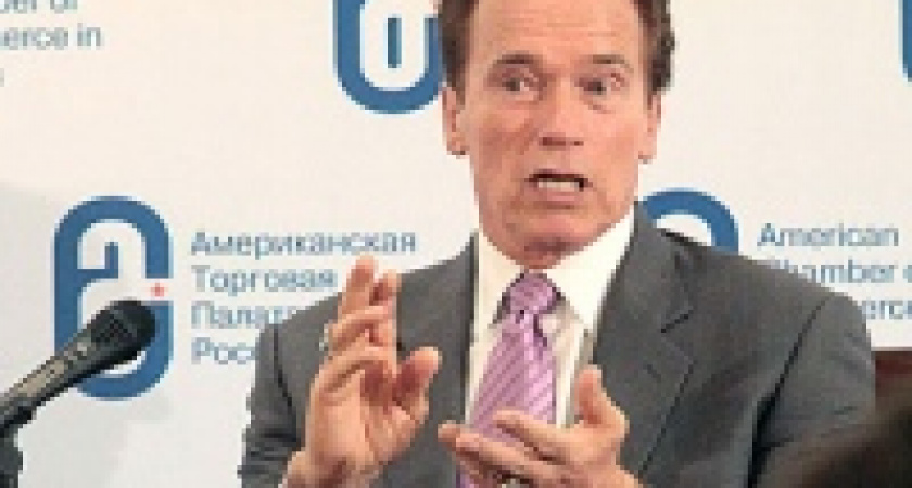 Шварценеггер в Москве покатался на метро