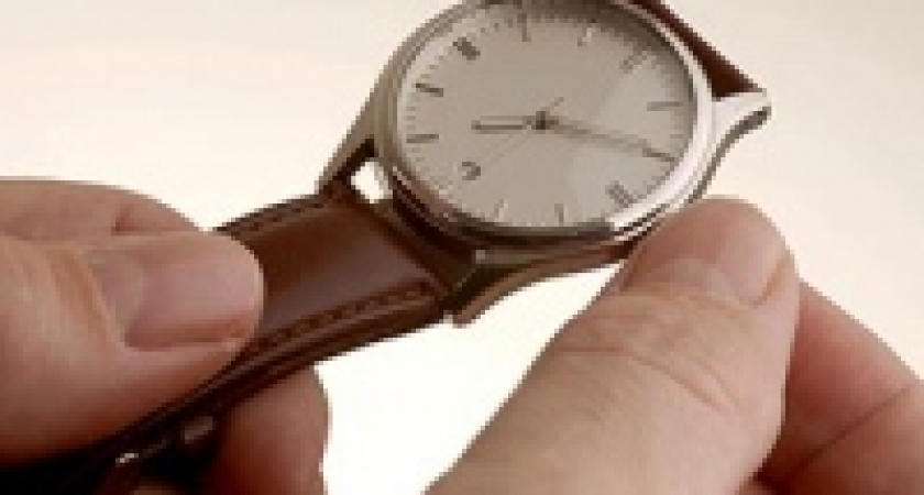 В ближайшее воскресенье жители России в последний раз перейдут на «летнее» время