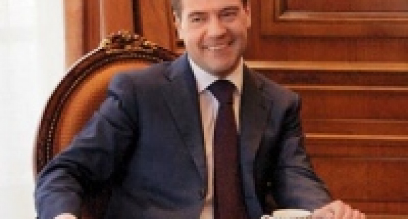 Медведев разрешил не расстреливать паникеров, а просто уволить