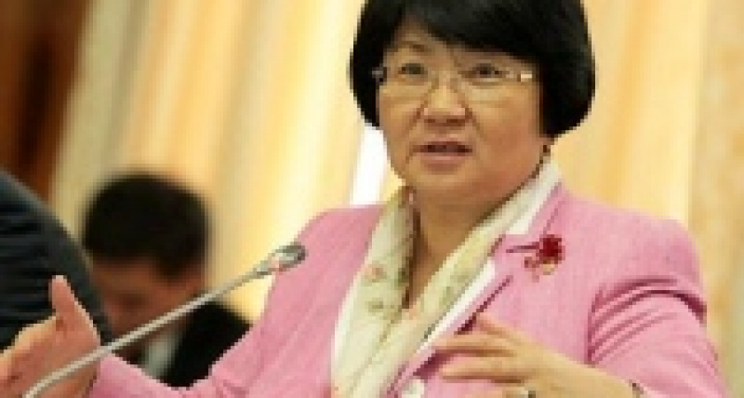 Новый митинг в Бишкеке - в столицу Киргизии движется вооруженная колонна