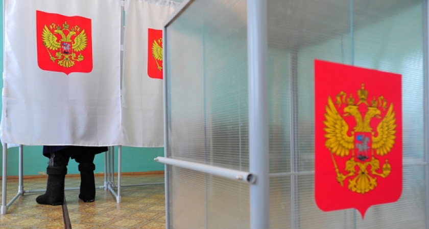 Скандал с выборами главы Добровского района наносит очередной удар по политической репутации Олега Королёва