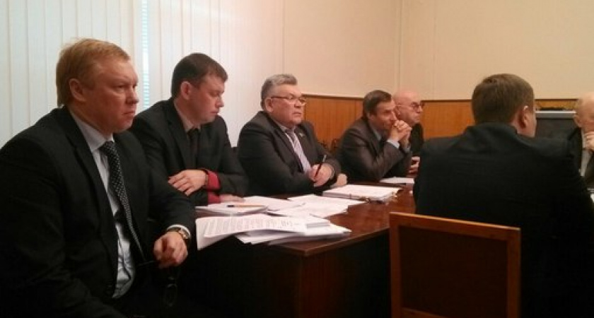 Липецкие депутаты согласились рассмотреть на сессии вопрос об отмене прямых выборов мэра в регионе