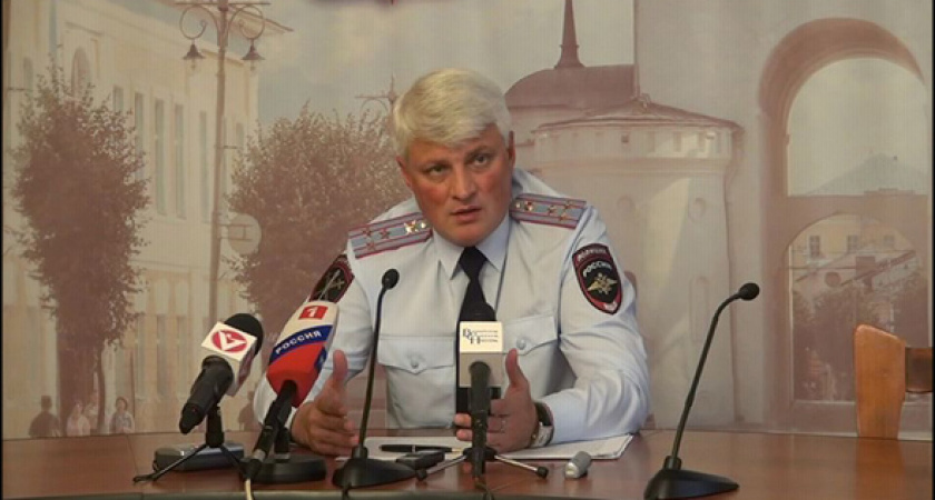 У главы Владимирской полиции, работавшего в Липецке, прошли обыски – СМИ