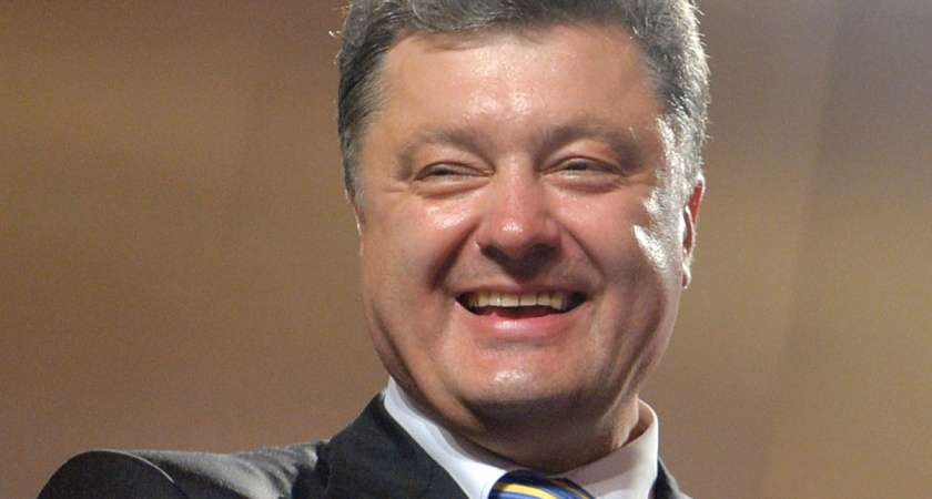 Владелец липецкого «Рошена» Петр Порошенко пообещал рассказать о продаже своих активов в России