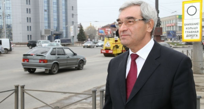 Липецкому градоначальнику не удалось сместить главу Воронежа в рейтинге мэров ЦФО