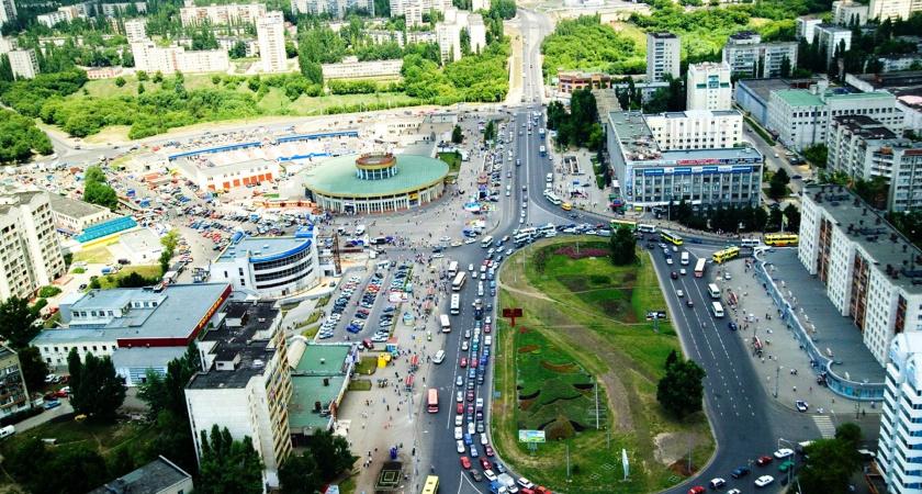 Липецкие власти потратятся на создание уличных театров и концертных площадок