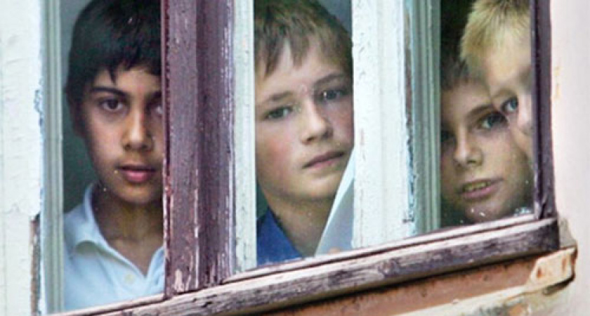 Прокуратура попросила разобраться липецких чиновников с ужасными условиями проживания детей-сирот