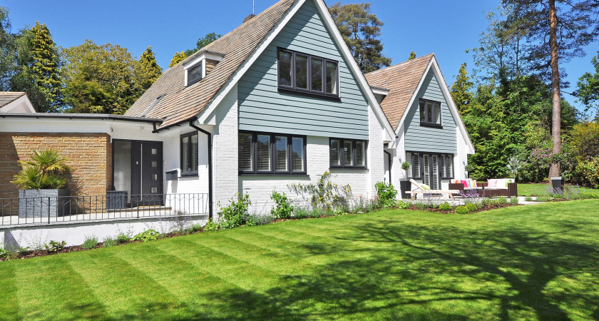 Среднестатистический липчанин сможет накопить себе на частный дом только за 10 лет 