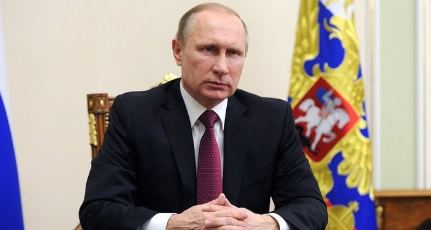 Владимир Путин дал указание рассмотреть вопрос о передаче липецкой табачки в собственность города Ельца