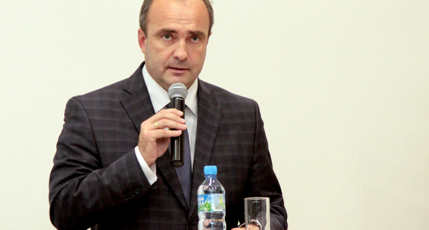 Глава Елецкого района Олег Семенихин отделался предупреждением за нарушение «дня тишины»