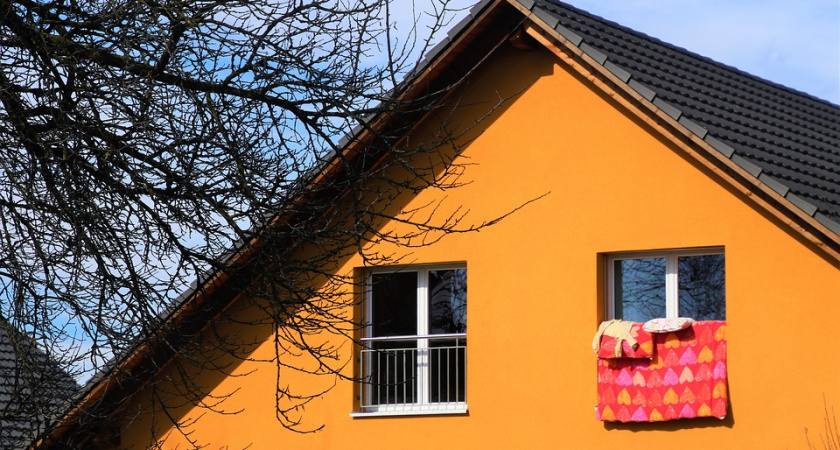 Бывший глава администрации Добровского района вышел в финал аукциона на владение собственным домом 