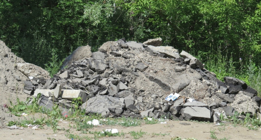 Управление ЖКХ Липецкой области призывает жителей района «Ниженка» к соблюдению чистоты у городского пляжа