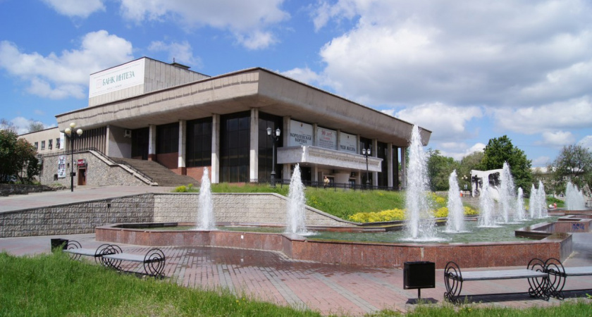 Шумиха вокруг ухода главного режиссера липецкого театра оказалась раздута?