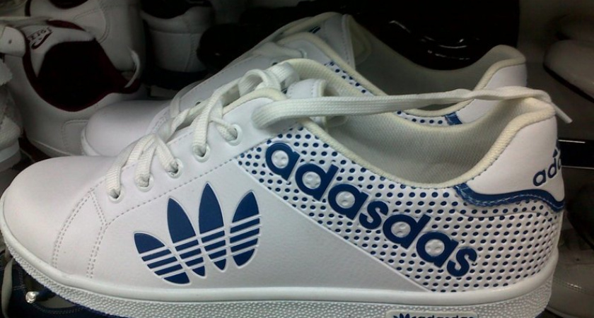 За торговлю подделками известных брендов липецких предпринимателей ждет конфискация и штраф