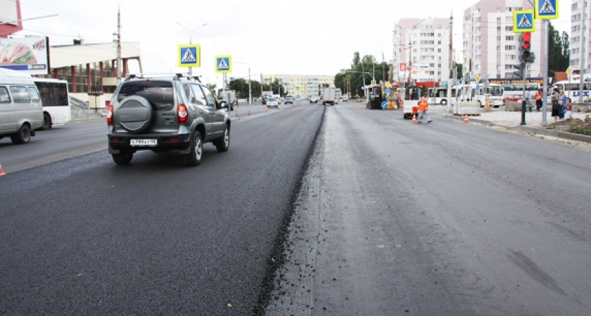 Липецкие чиновники торопят подрядчиков с укладкой дорог