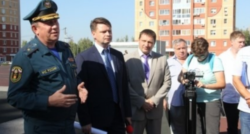 В Липецке прошли учения по эвакуации людей из горящего жилого дома