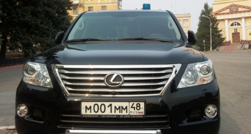 Врио губернатора Липецкой области планирует отменить опцию «каждому начальнику управления по служебному автомобилю»