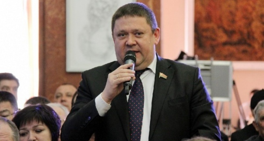 Руководителя Добровского района Липецкой области Сергея Грибанова сменит глава села?
