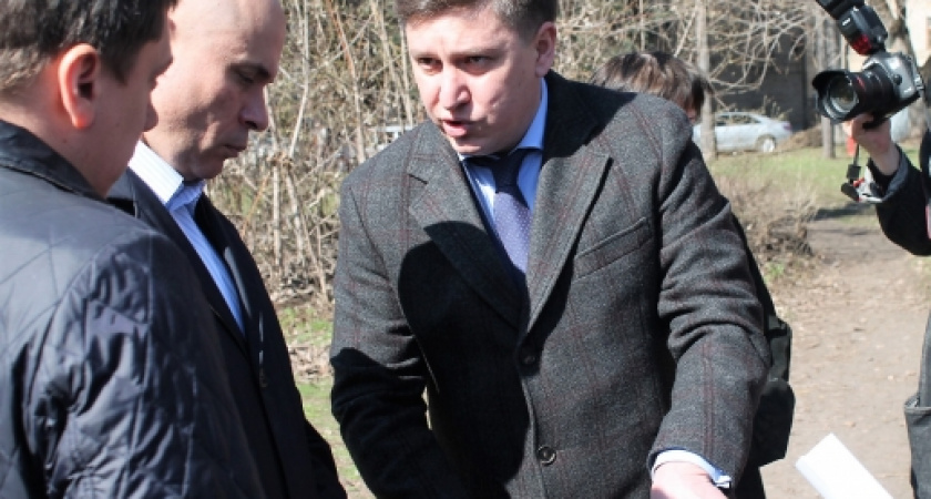 Липецкий депутат Александр Афанасьев не может решить дорожные проблемы района Опытной станции без губернатора?