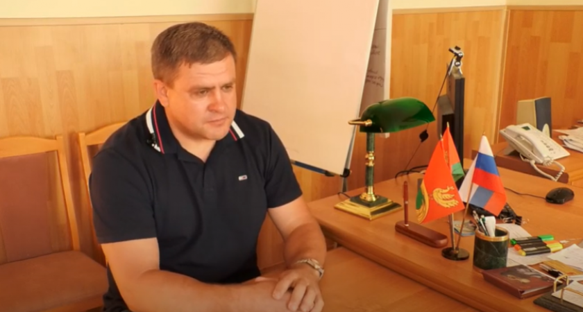 Сергей Иванов готов временно покинуть пост главы Тербунского района после обжалования решения суда
