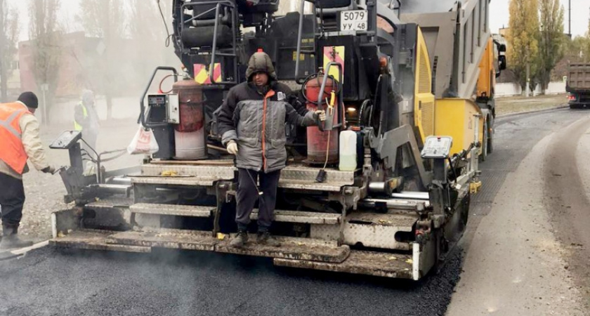 Одну из крупнейших магистралей Липецка «залатают» воронежские дорожники за полмиллиарда рублей