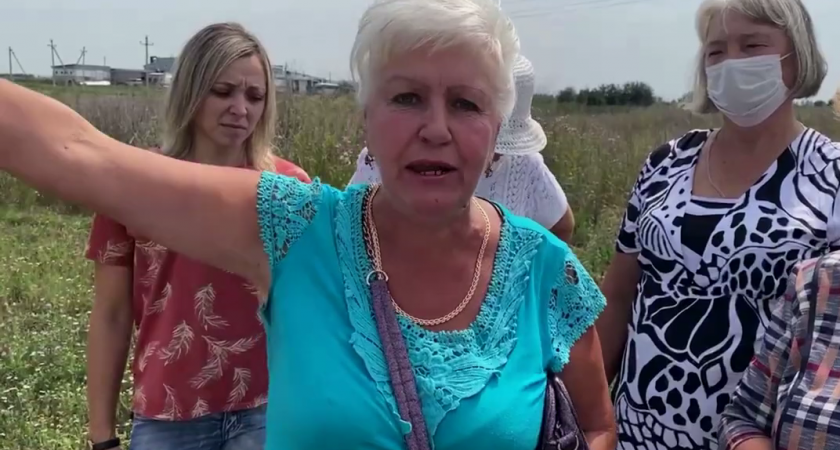 Жители липецкого села обратили внимание генпрокурора на незаконно работающий свинокомплекс