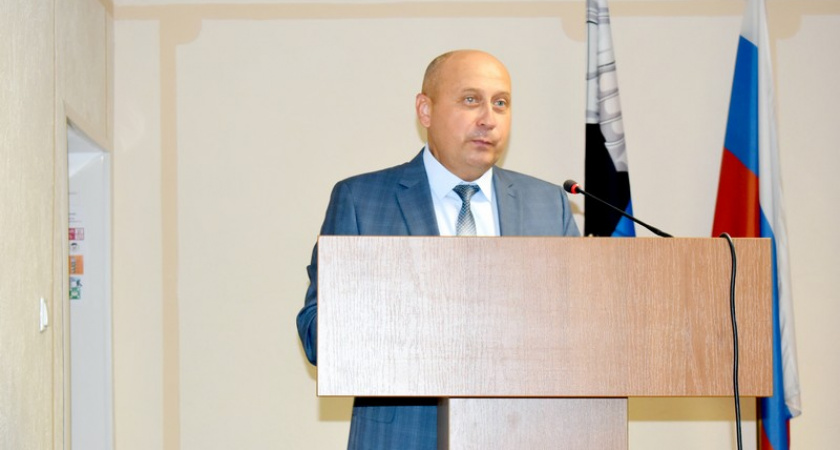 Депутаты поставили точку в политической эпопее с выборами главы Долгоруковского района